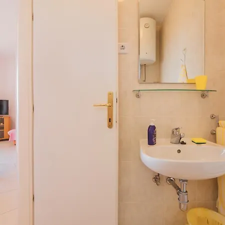 Dada Apartmán